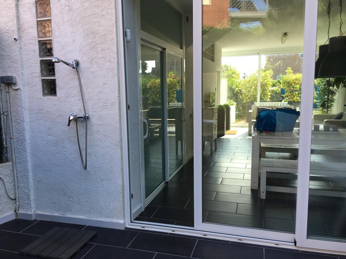 Beach House Castelldefels Exterior photo